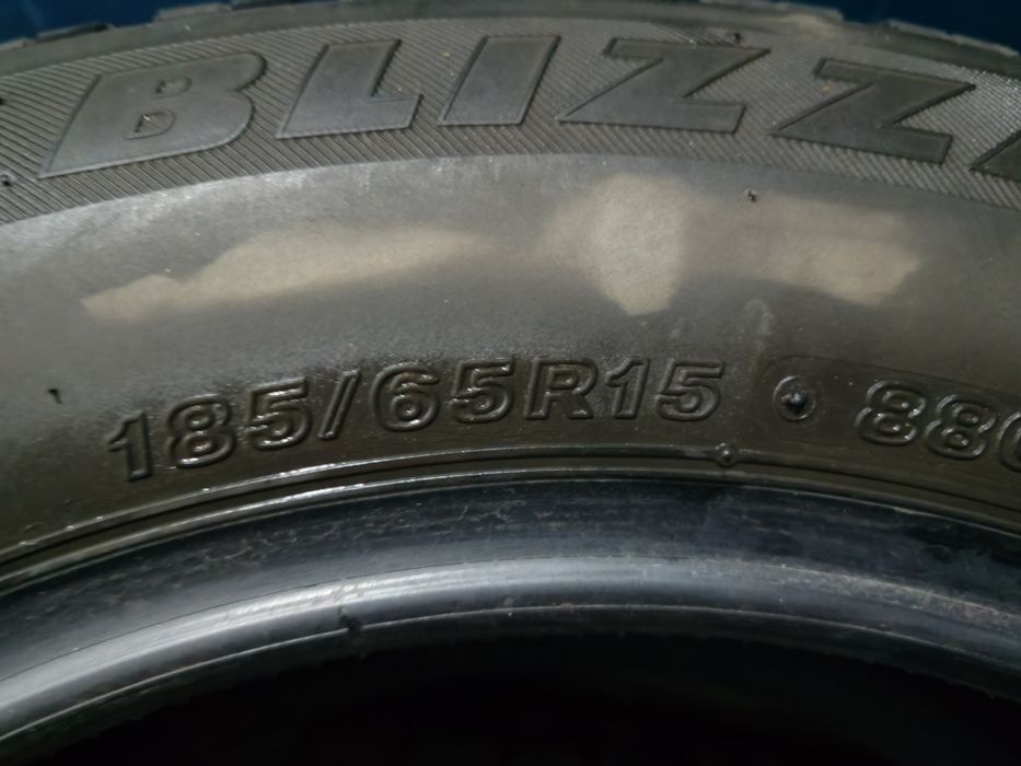 Продам зимние шины б/у