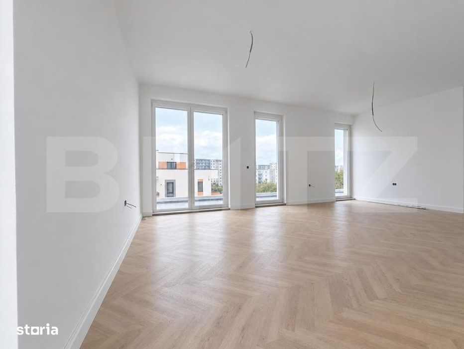 Penthouse de vanzare, 68 mp, zona Tractorul