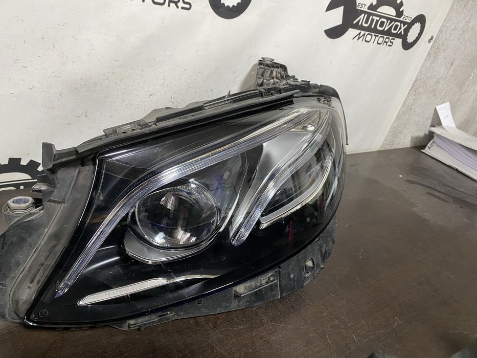 Far stanga full led blue multibeam Mercedes Benz E Class W213