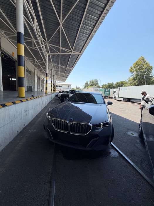 BMW i5 naxt ga va nasiya savdo godovoy 20 % nomizga o’tkaziladi.
