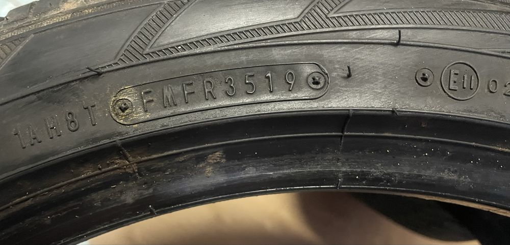 245 40 R19 iarna Falken EuroWinter 98V M+S