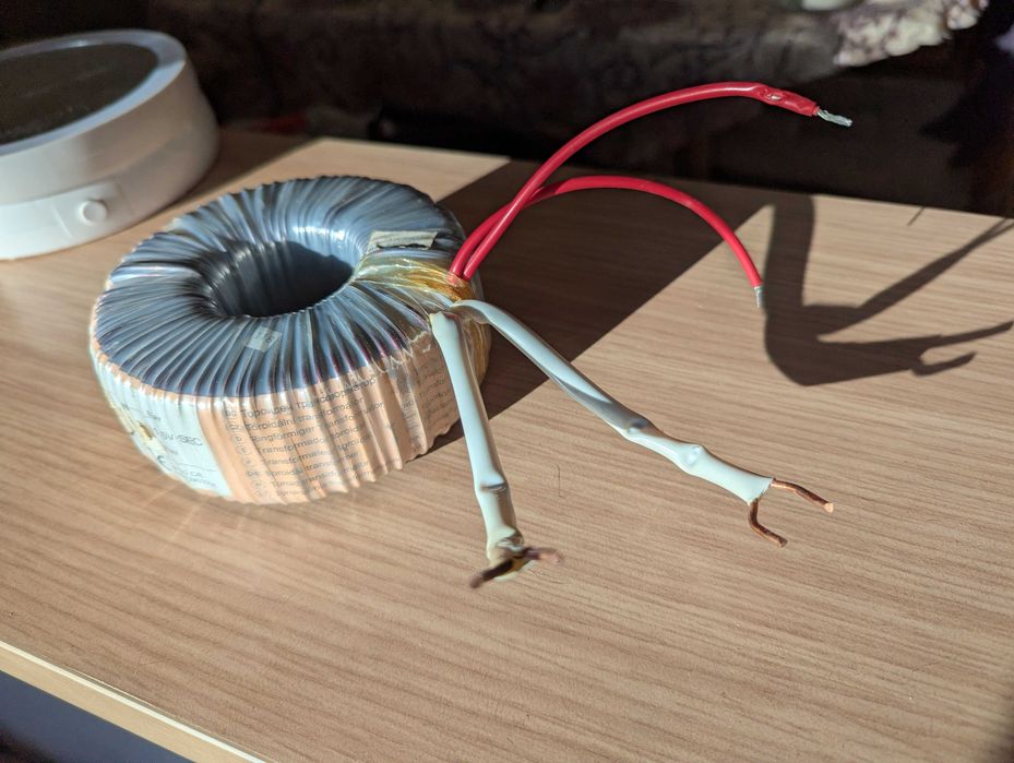 Тороидален трансформатор 230/12 VAC, 300 VA