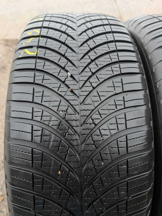 235/55 R19 • All Season • Goodyear Vector 4Seasons Gen 3 SUV 105W | 2 buc | DOT 2022 | Pret/buc