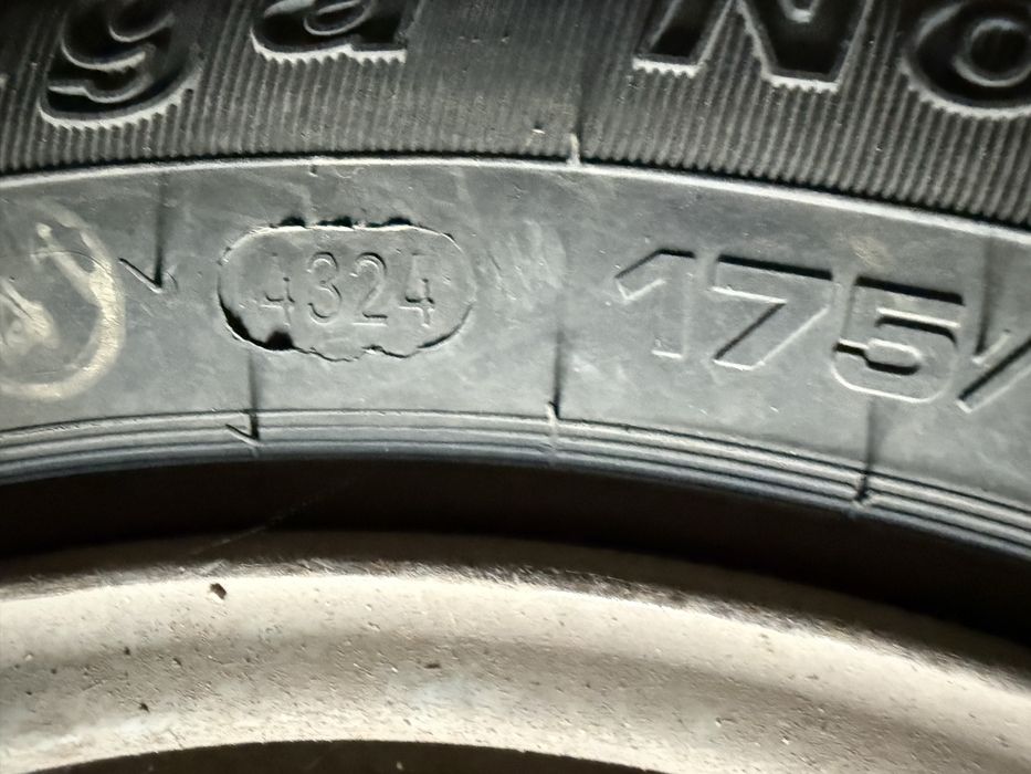 Шины зимнее отличном состоянии