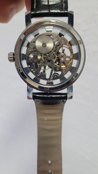 Часы скелетон механические