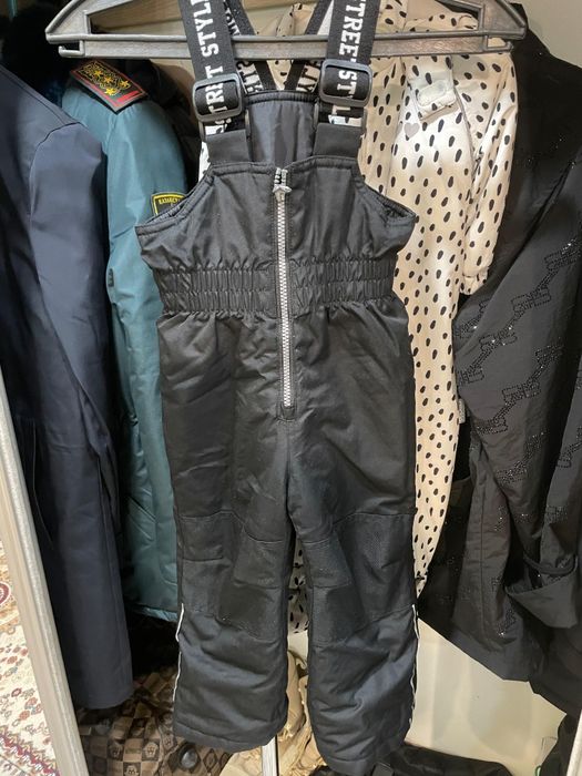 Продам детскую куртку и комбинезон брюки