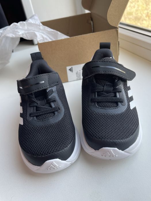 Детские кроссовки Adidas