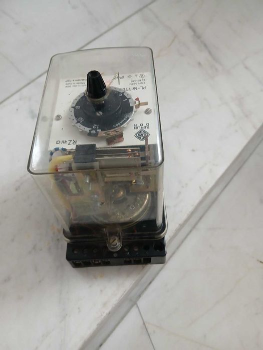 Механично Реле за време EAW | 0-12 секунди | 220V