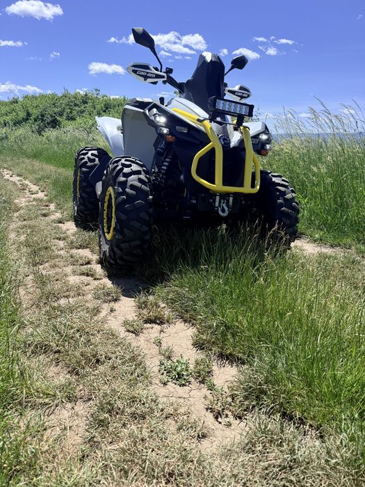 Can-Am Renegade X MR 1000R INT 2024