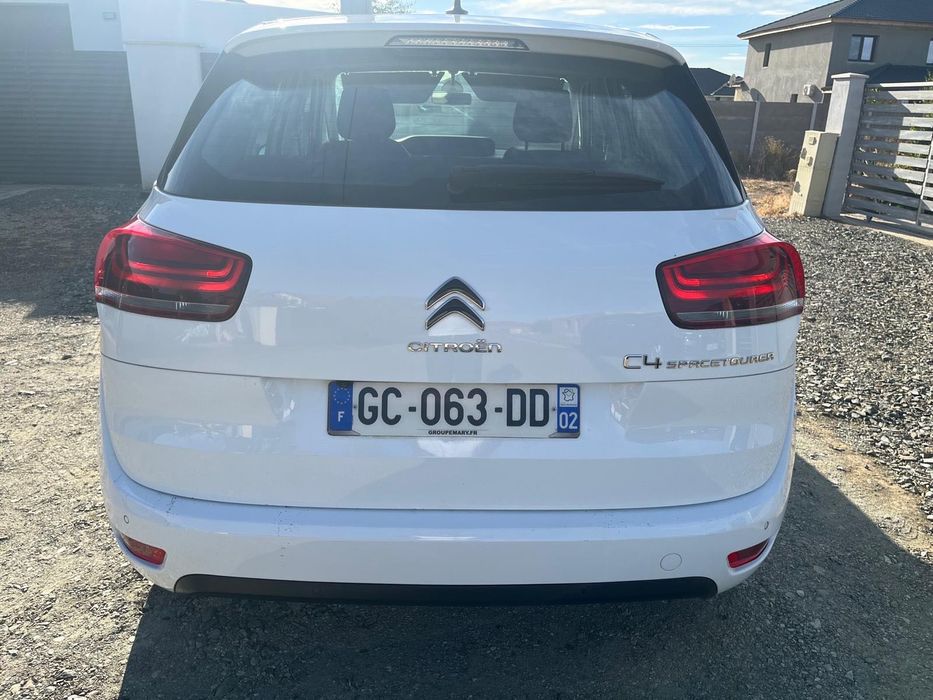 Citroen Spacetourer an 09/2021 diesel, revizie completă.