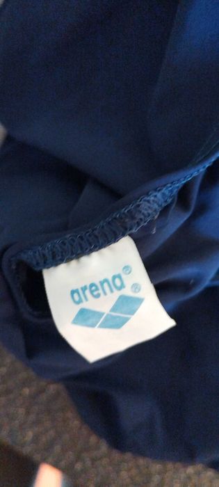 Costum de baie, intreg, bleumarin, de la: ARENA! Marimea: 38! Purtat 1