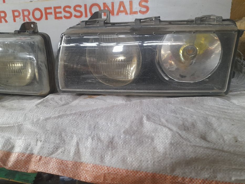 Фары на БМВ  3  б/у