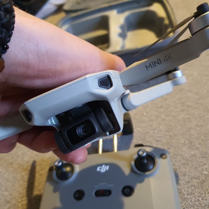 Drona DJI 4k mini
