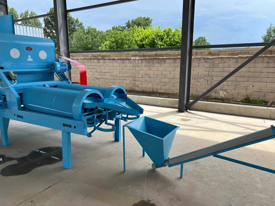 Линия за почистване и обеззаразяване на семена