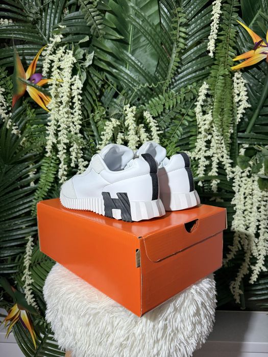 Hermes Trainer White