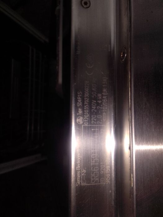 Vând mașină de spălat vase  ideală pentru un cadou