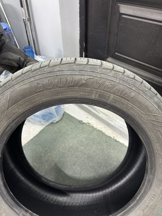 Покрышки 215/55/17