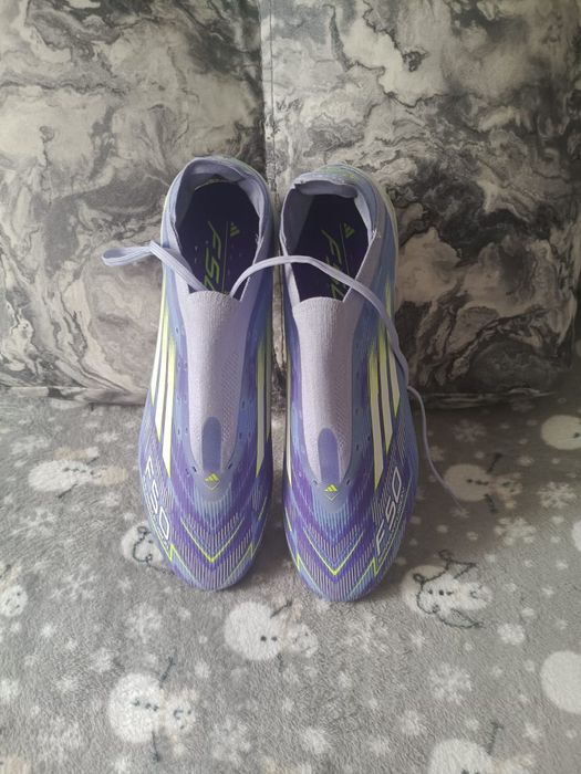 Бутсы футбольные