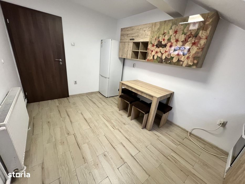 Apartament 4 camere spatios,recent renovat, zona Turnisor