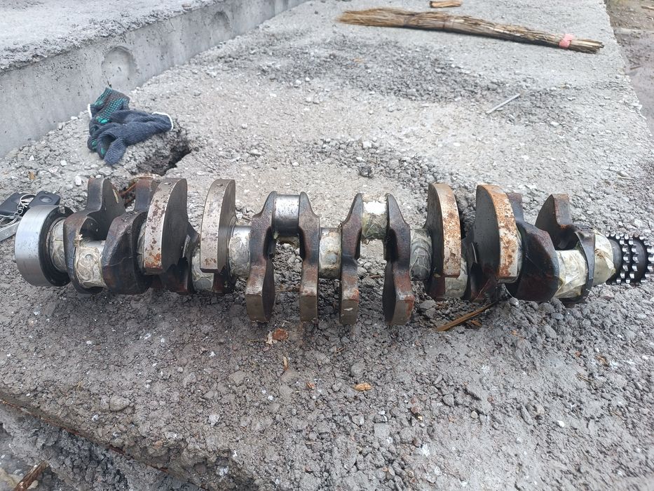 Запчасти на двигатель Мерседес ом603