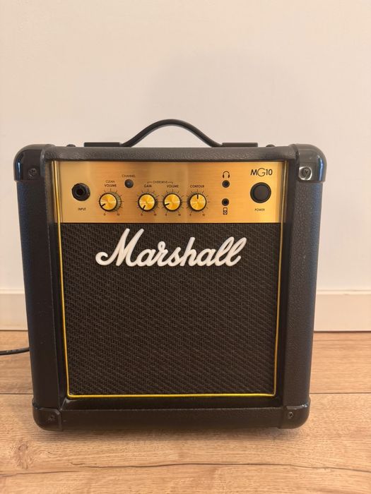 Amplificator chitară Marshall MG10CF ( Carbon Fibre ) - Stare excelentă