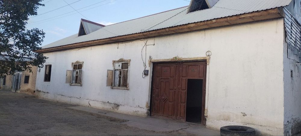 Уй сотилади. Вобкент