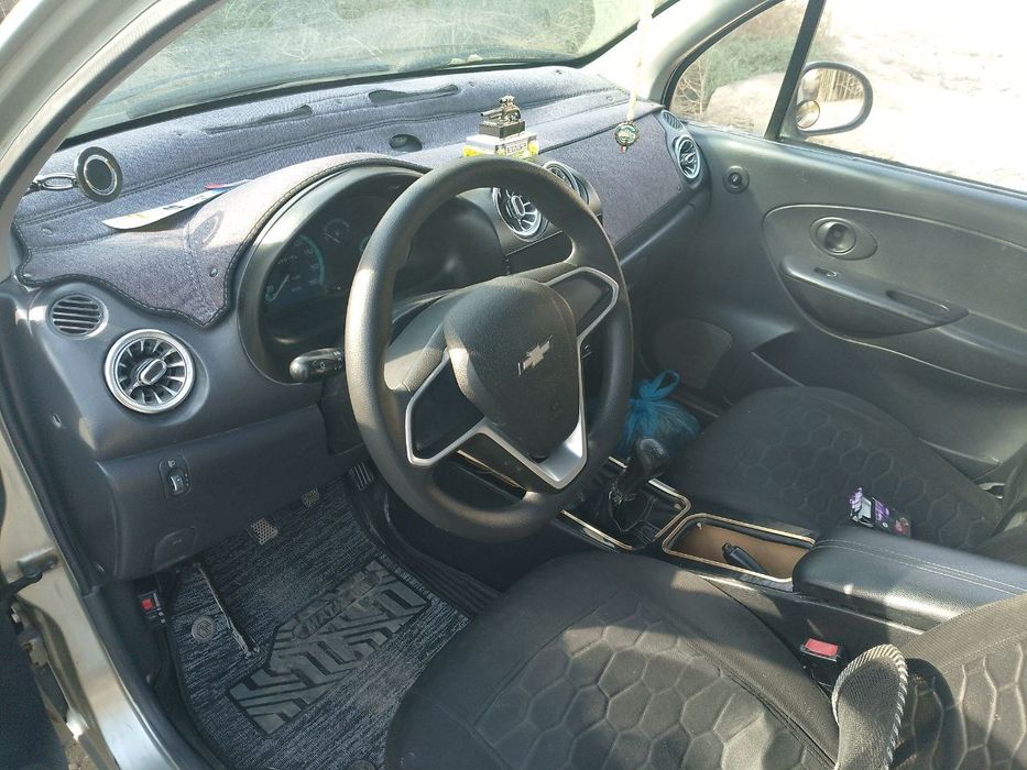 Surochn matez sotladi