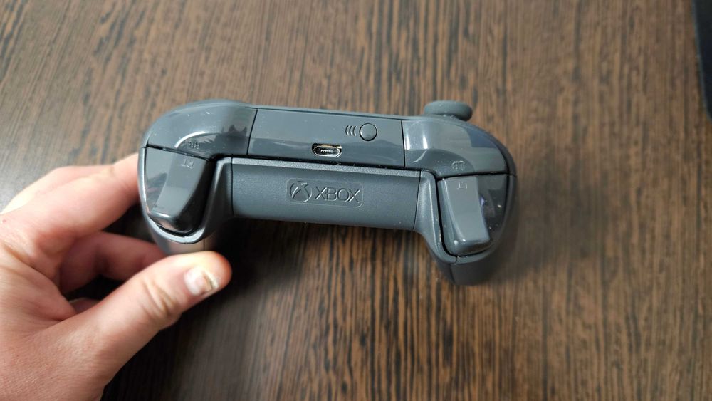 Controller Xbox One Recon Tech+adaptor wireless win 10+Play and charge