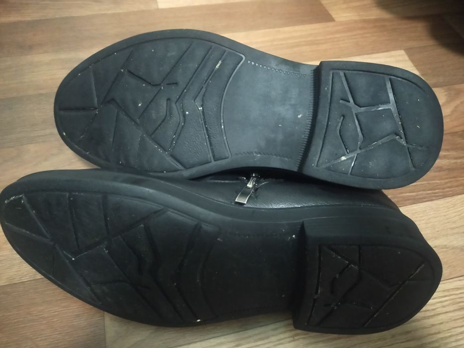 Обувь ботинки сапожкй