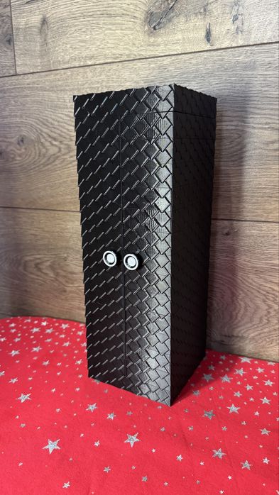 Подарочная коробка