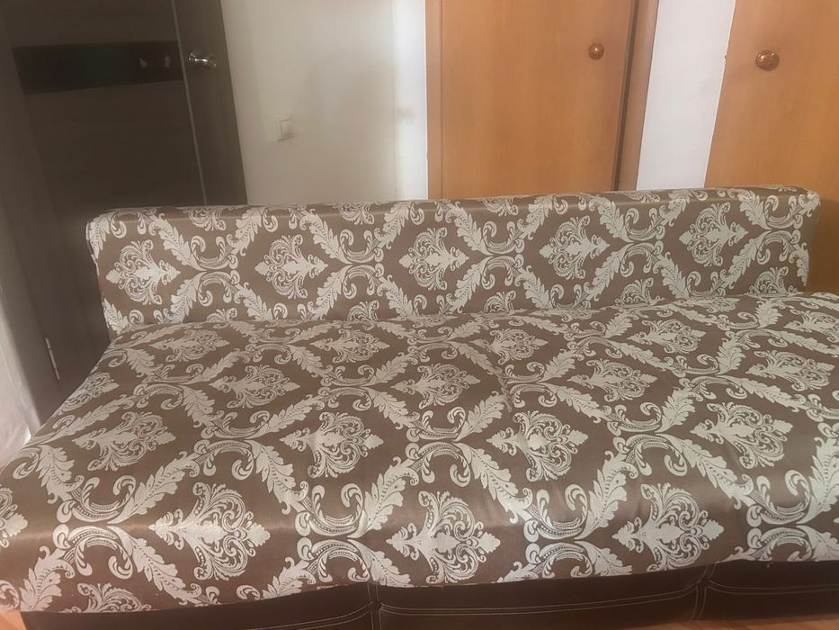 Отдам даром диван б/у