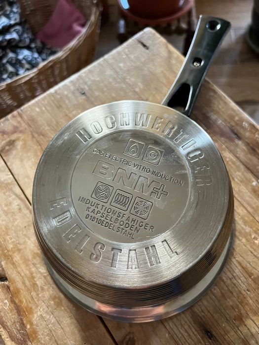 Oala cu capac BMN, diametru 19cm, compatibila pentru inductie