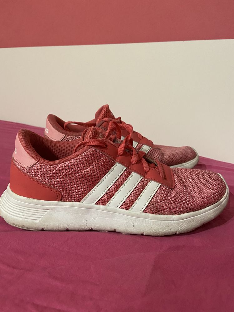 Adidas . OLX.bg