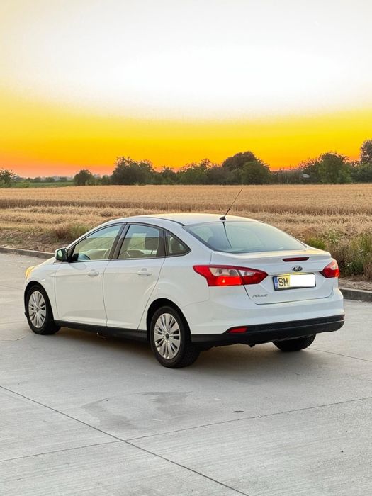 FORD Focus 2012 — imagine 4