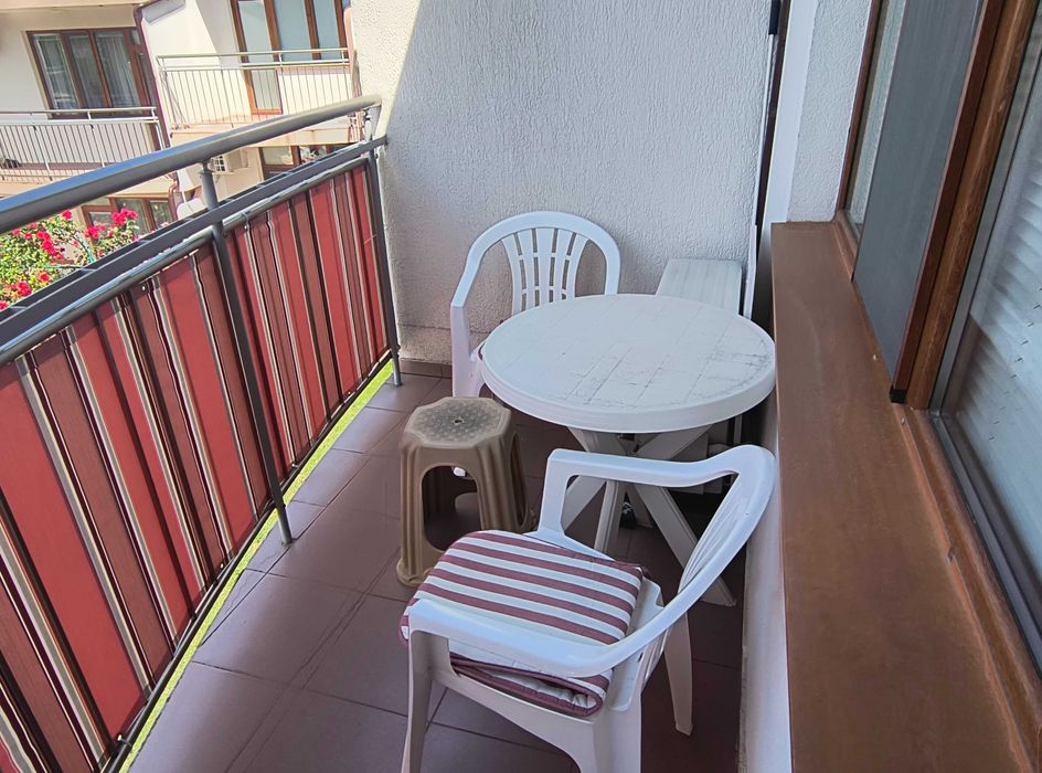 Продавам обзаведен апартамент в Кранево