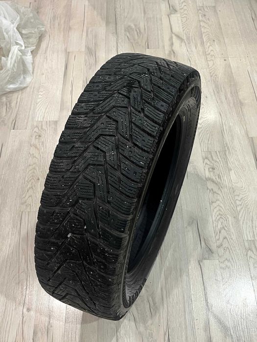 Зимние шины 215/60/17