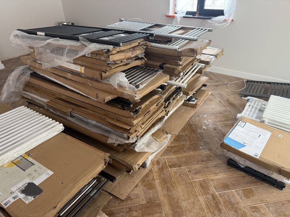 Vand radiatoare de baie noi