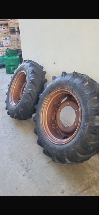Vand cauciucuri tractor