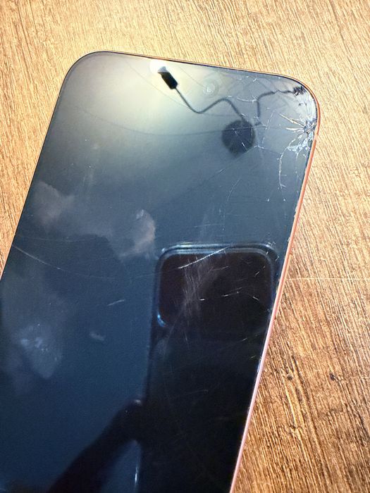 Iphone 17 pro max esim 256 94%health plus 2 huse originale