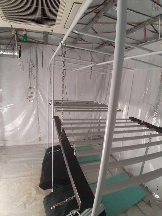 Mars Hydro 240x120x200 growbox grow tent
