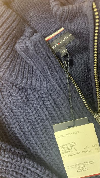 Pulover Tommy Hilfiger pt copii