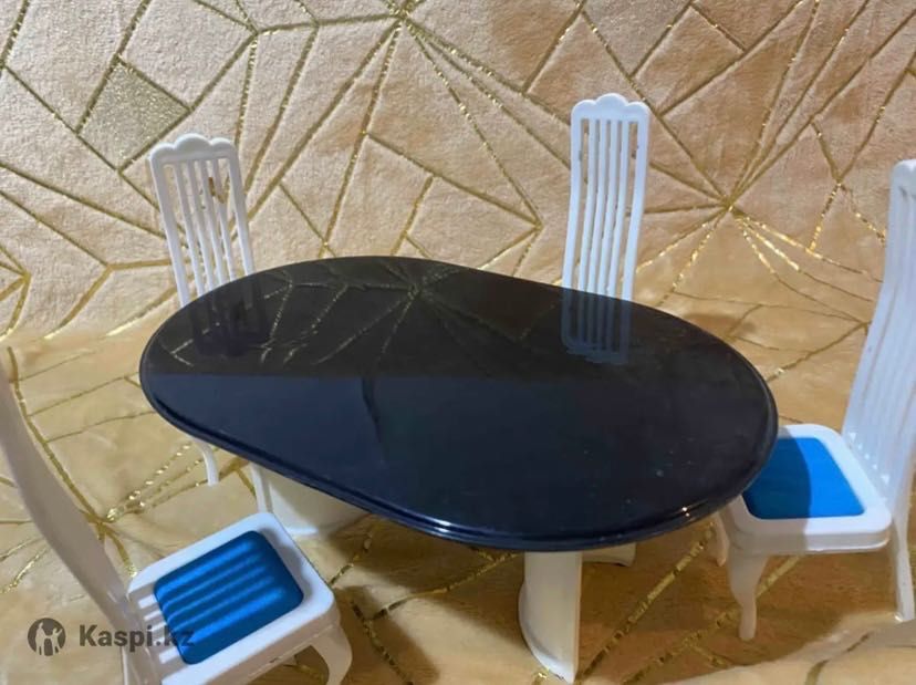 Монстер хай , мебель для кукол , игрушки