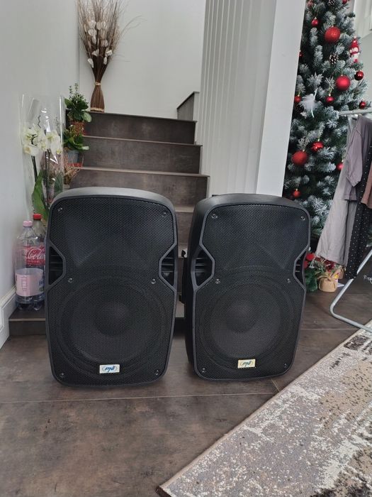 Vând doua boxe marca pni active bluetooth