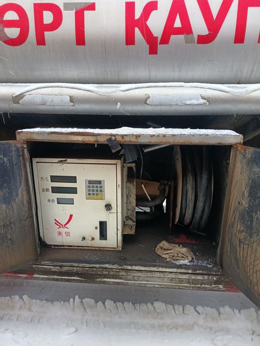 Продам бензовоз топливозаправщик