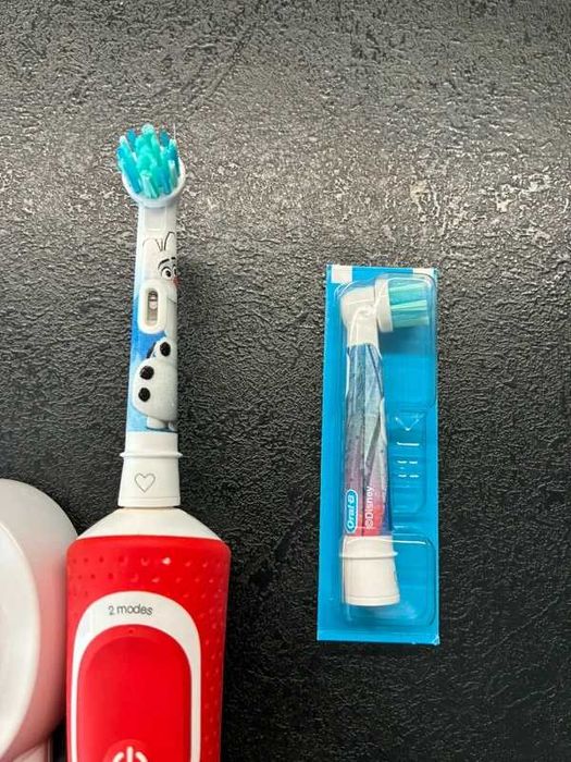 Periuta de dinti electrica pentru copii, Oral-B,