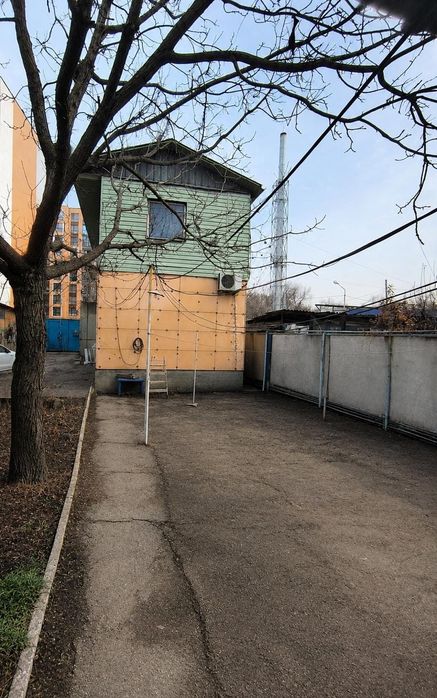 Поодам часть дома
