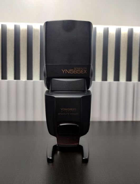 Вспышка Yongnuo YN565EX TTL