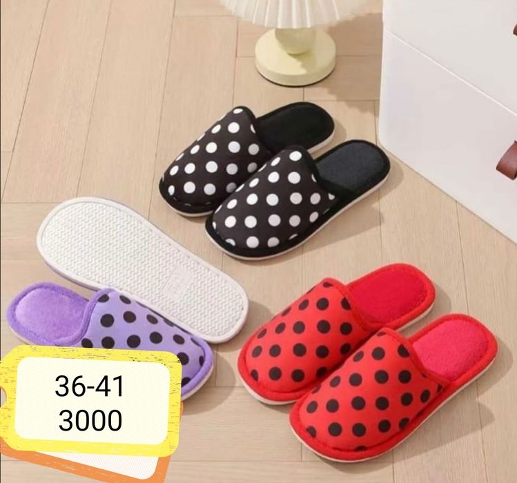 Женские футболки