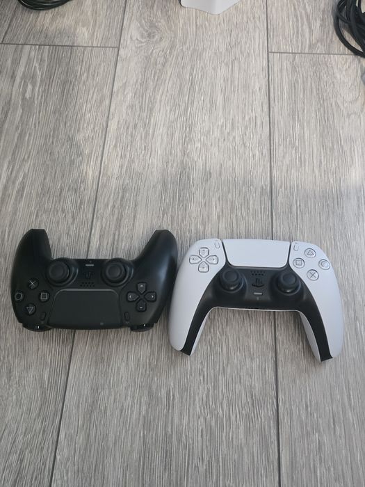 Ps5 slim disk 1 tb+2controllere(fc25)