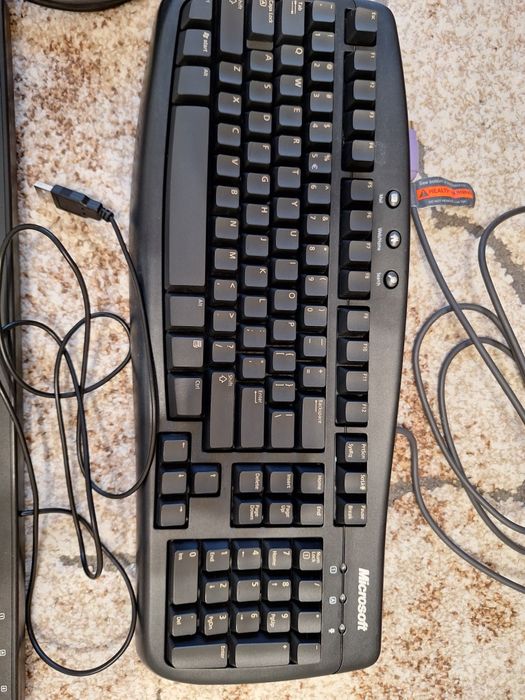 Lot Tastatura Microsoft   ,Genius , cablu alimentare,  casti